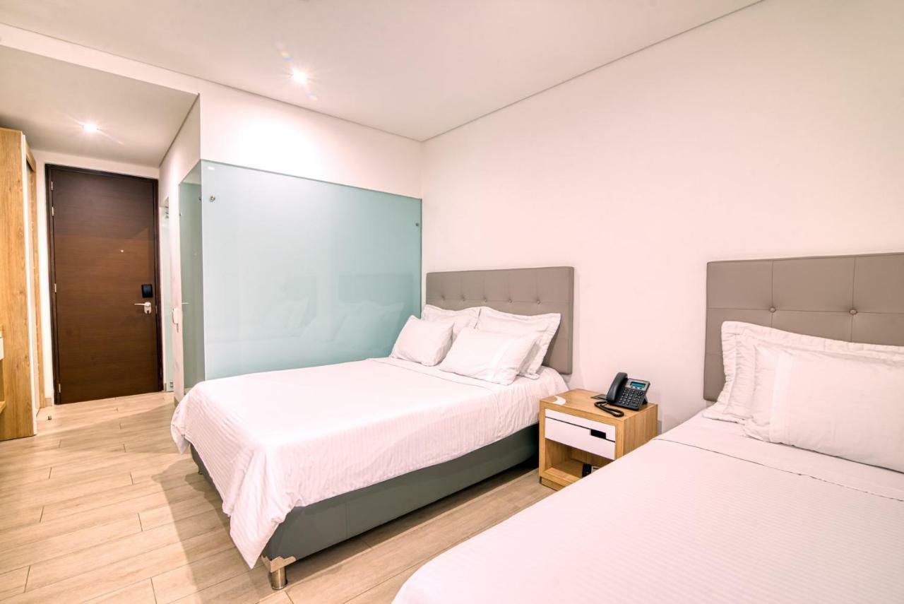 Double Room,831903509:JPEG