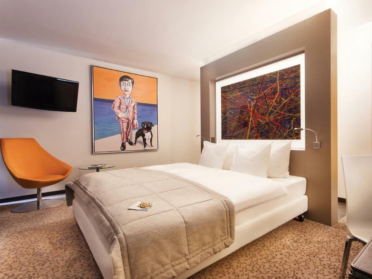 Double Room,832195844:JPEG