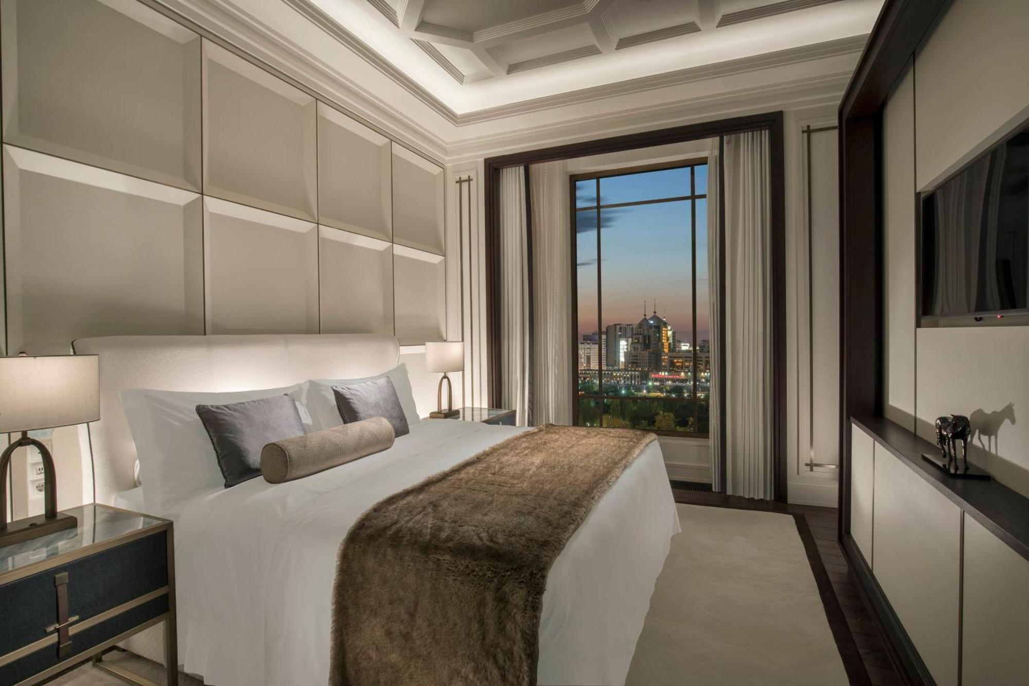 Grand Deluxe Room with Balcony