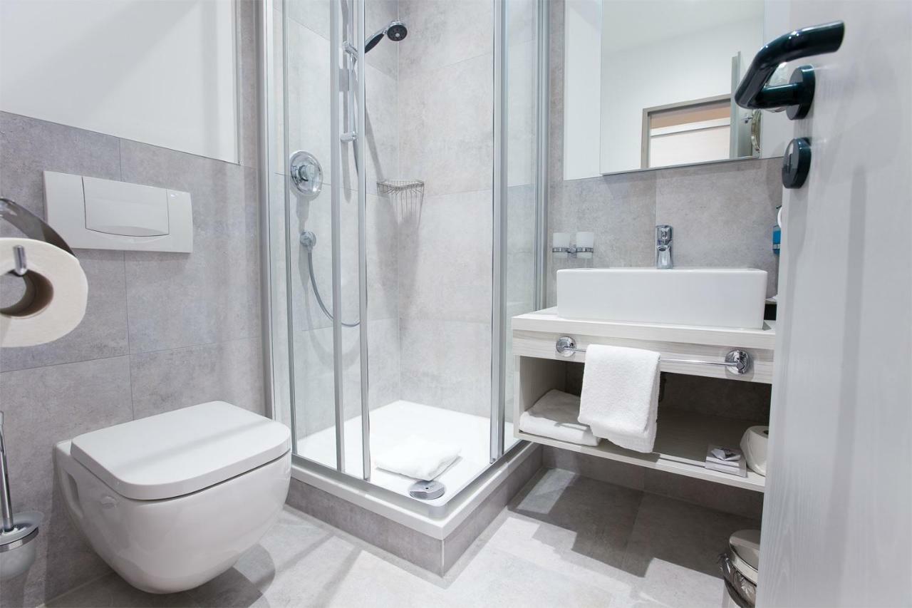 Double Room Terrace garden access