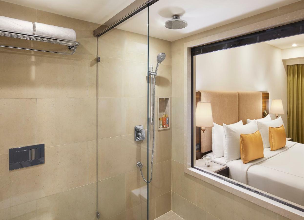 Premium sea view twin bed