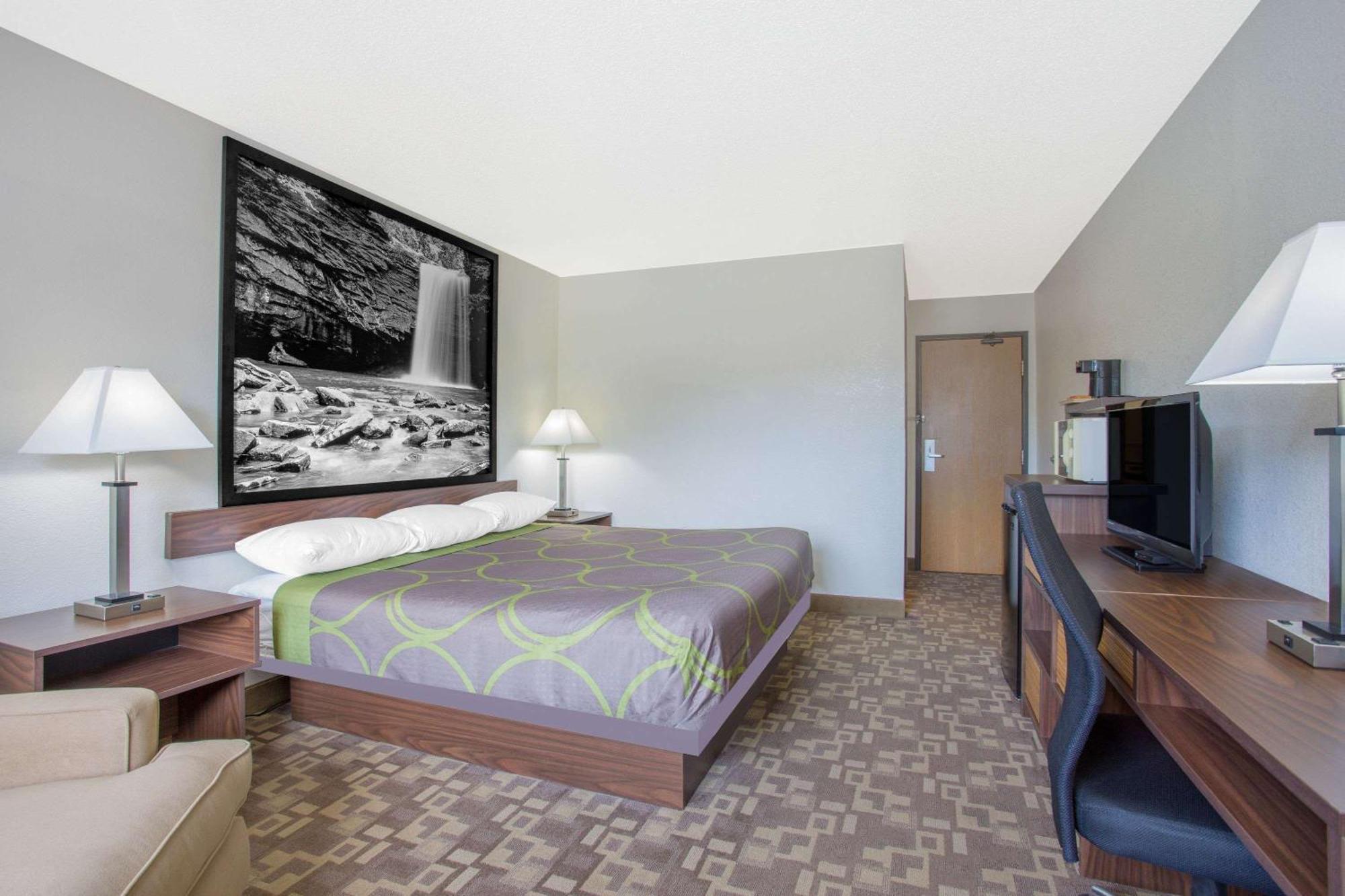 King Room - Non-Smoking