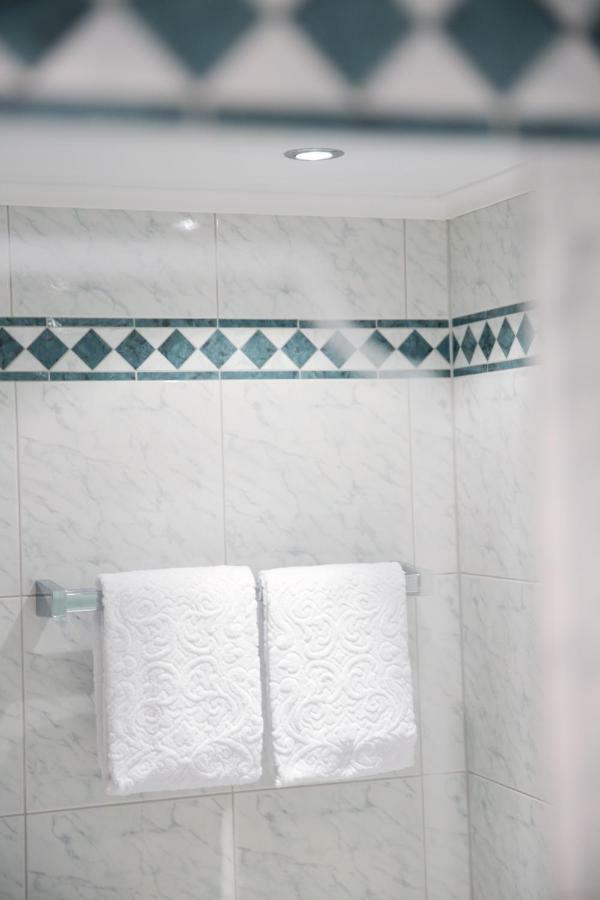 Single Room,998652222:JPEG