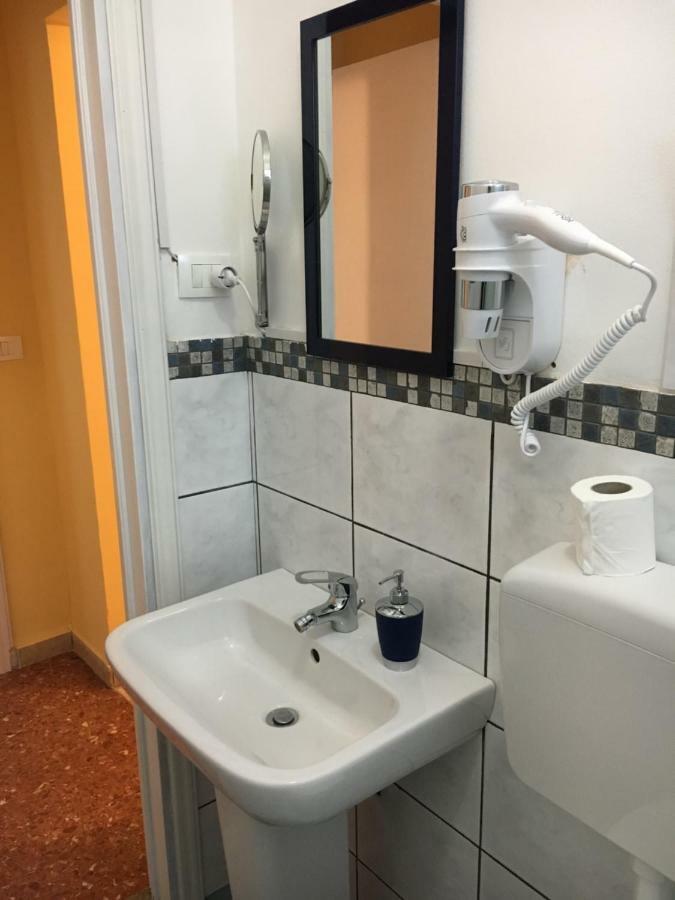 Deluxe Double Room,851015519:JPEG