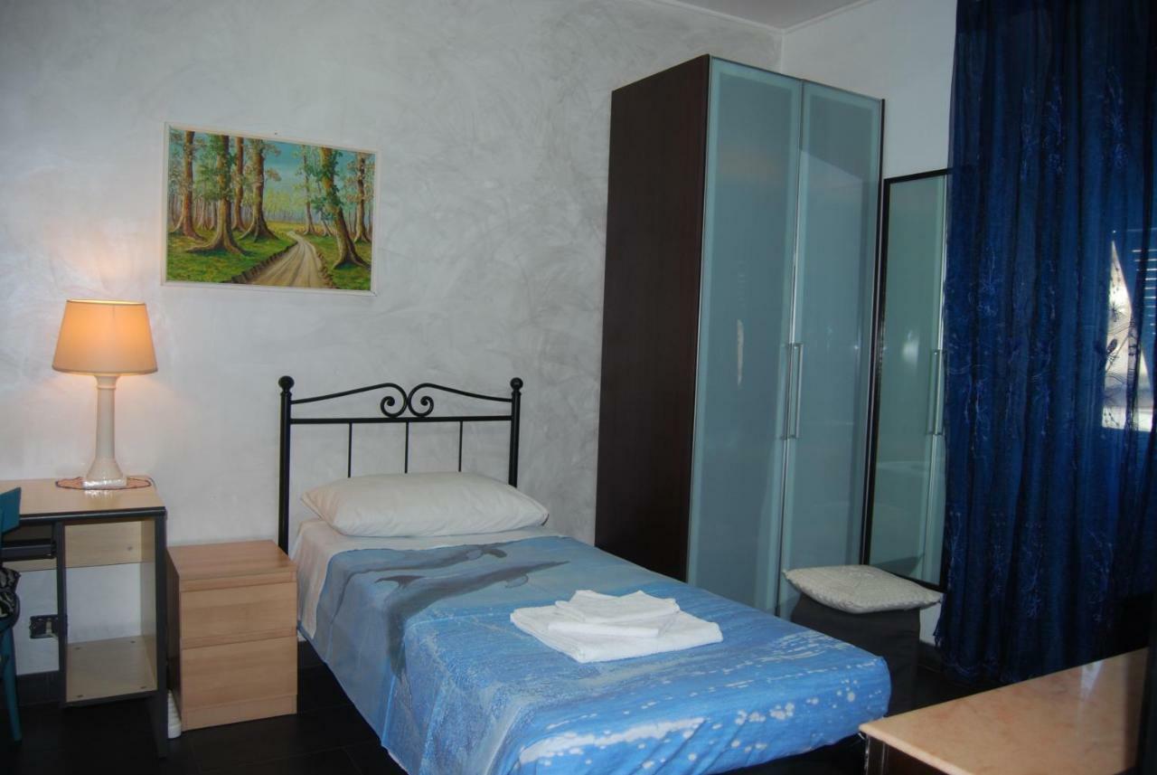 Camera Singola Standard con Bagno in Comune
