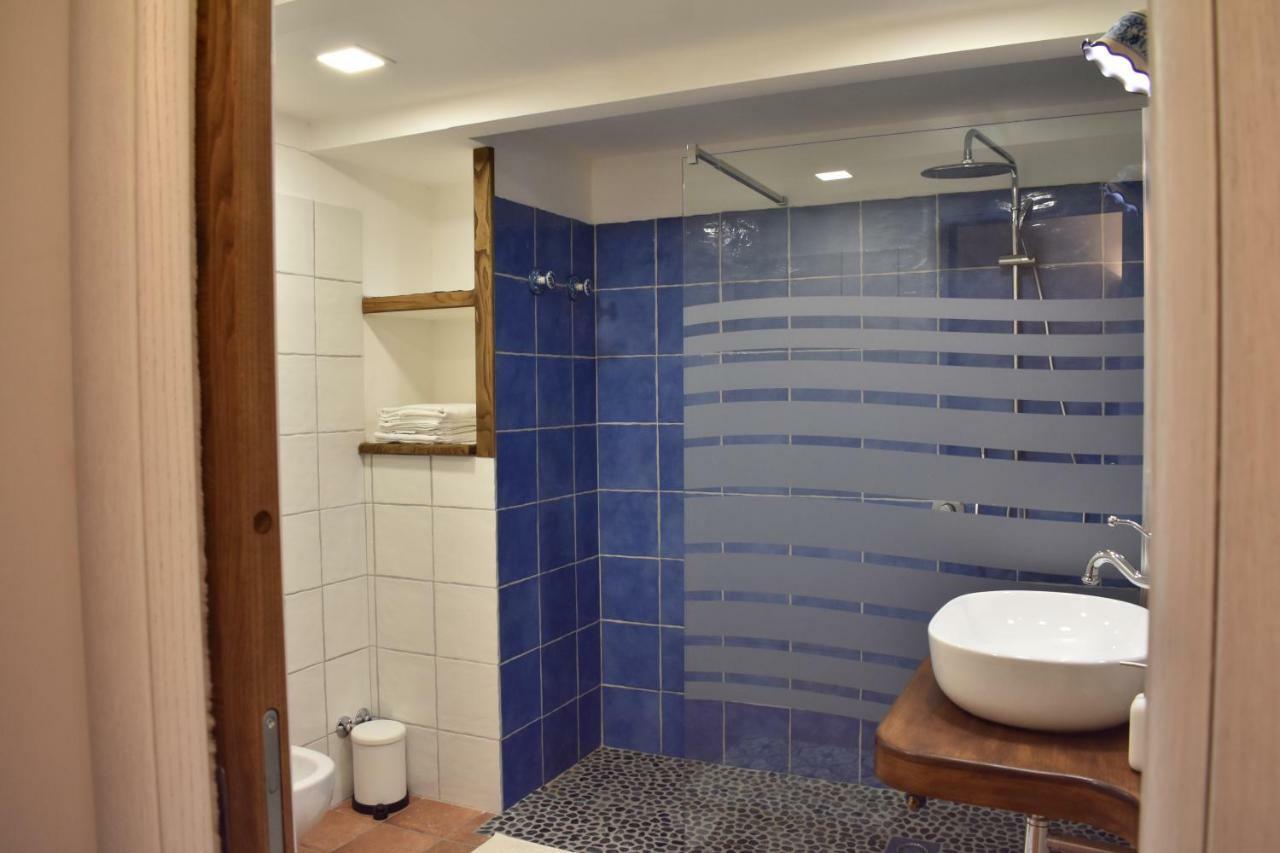 Triple Room Private Bathroom,891961804:JPEG