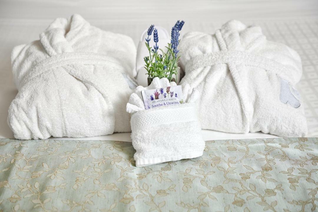 King Room Spa Bath River View