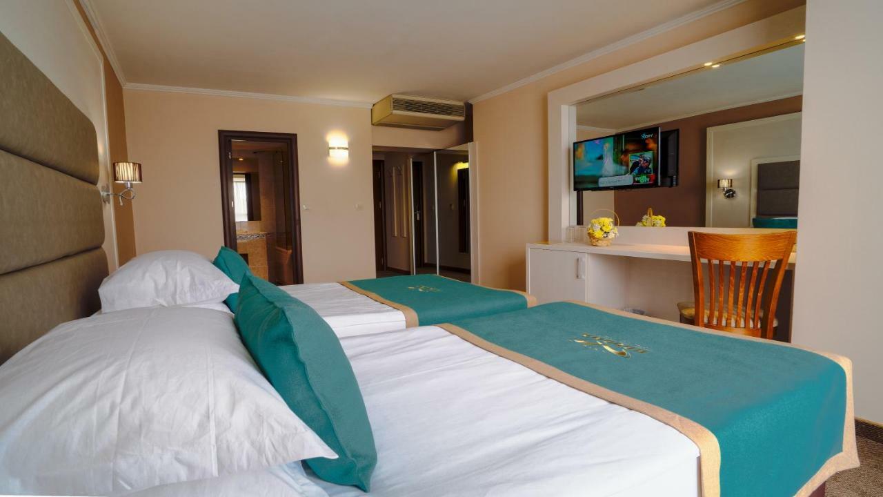 Quarto Duplo ou Twin com Varanda e Vista Parque