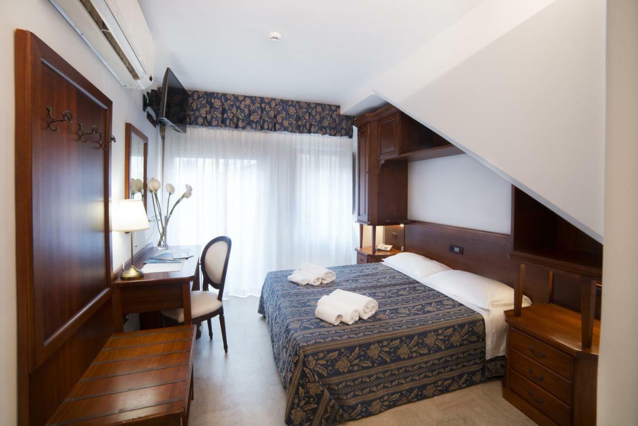 Economy Twin or Double Room some bathroom disable facilities,1127073963:JPEG
