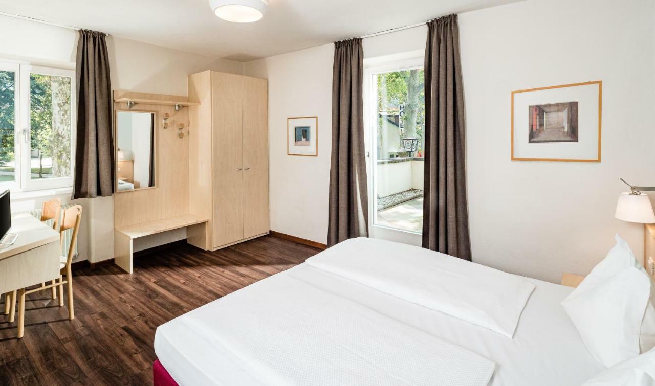 Camera Matrimoniale con Letto Supplementare