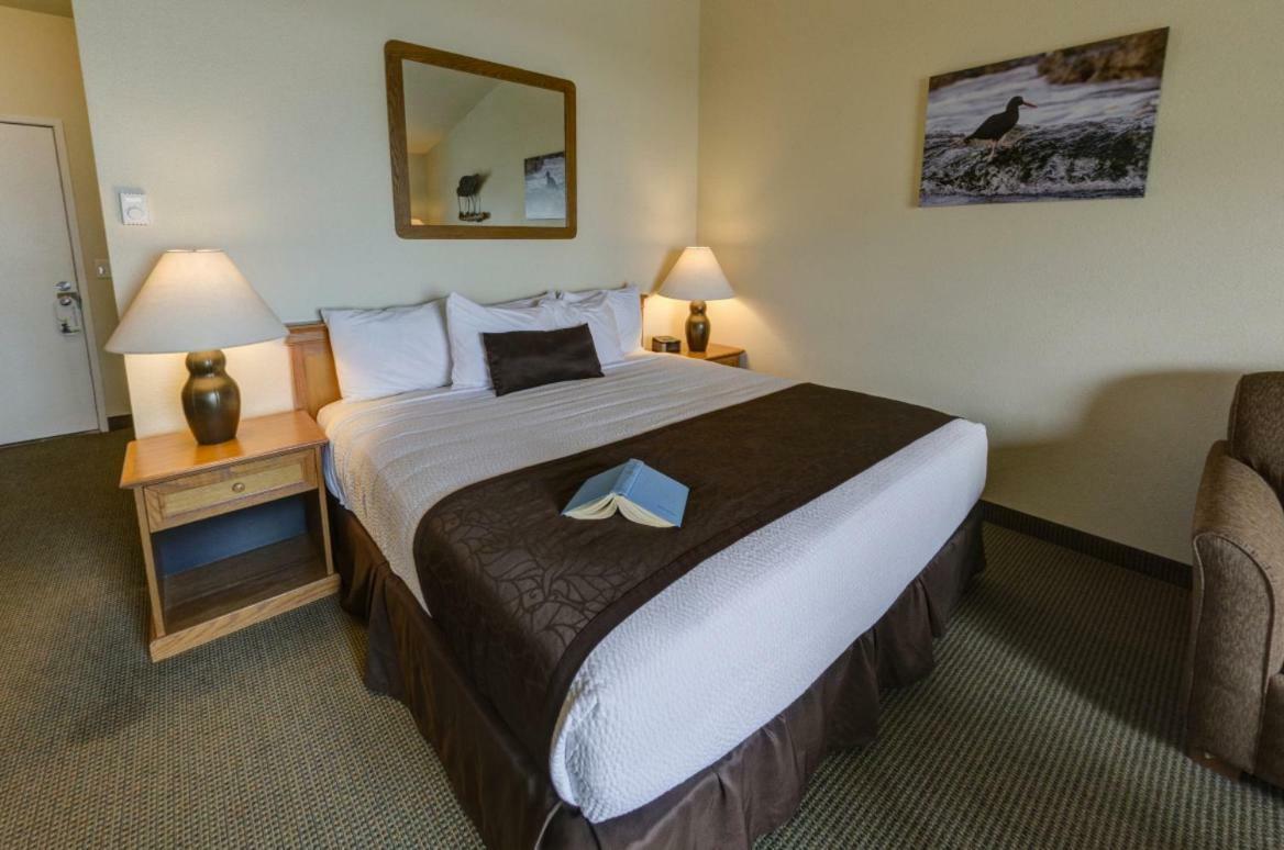 King Room Partial View