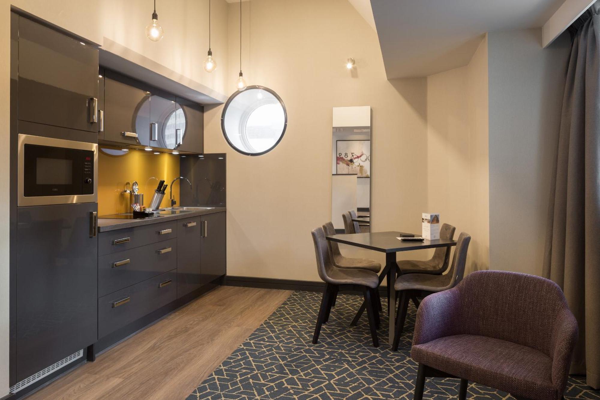 Guinea Suite