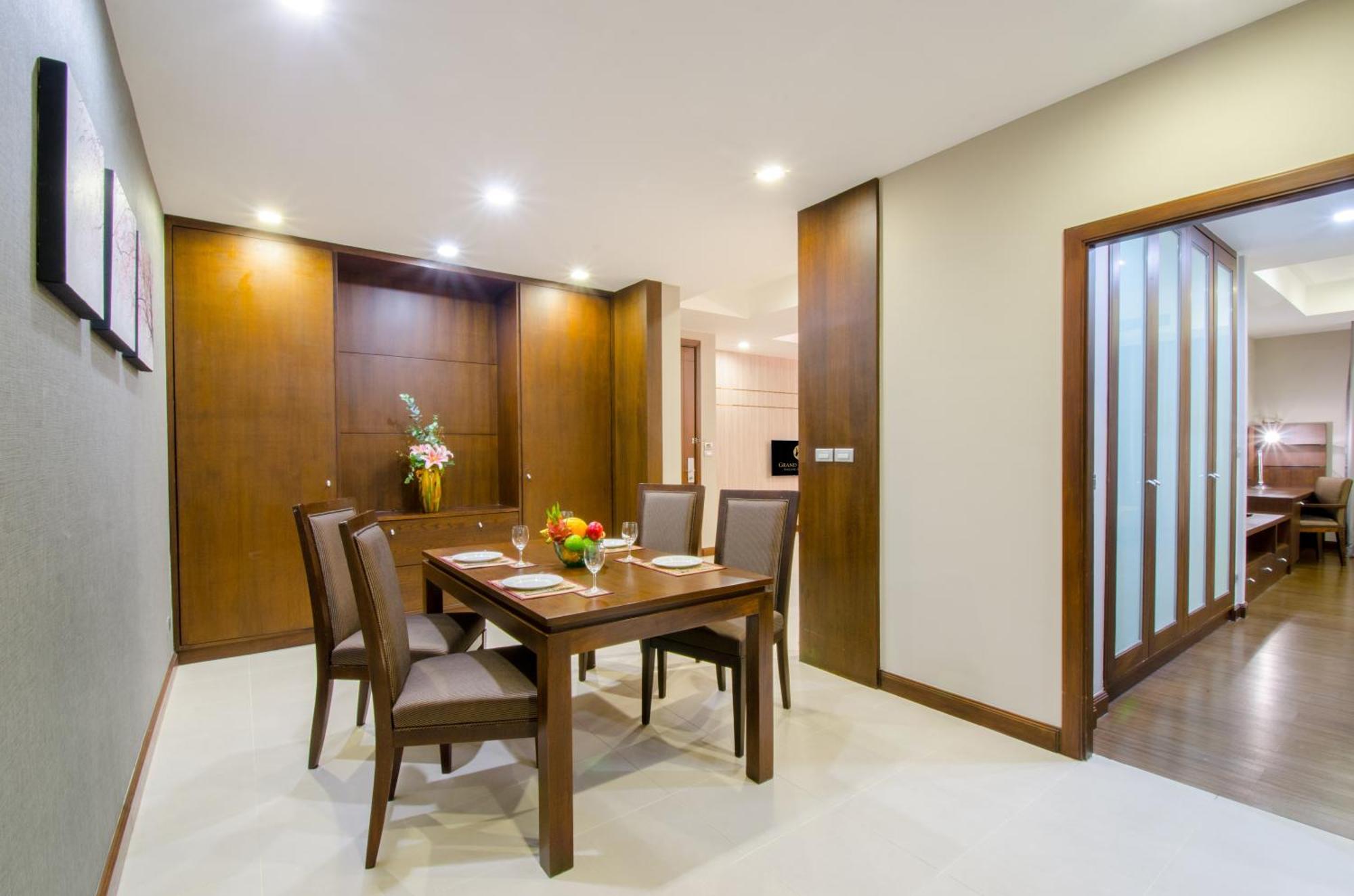 Executive King Suite