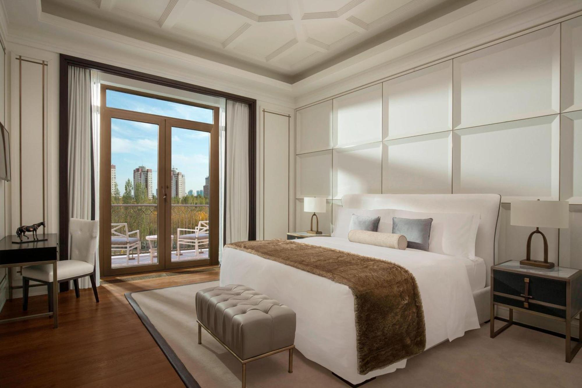Royal Suite with Ishim River View and Terrace