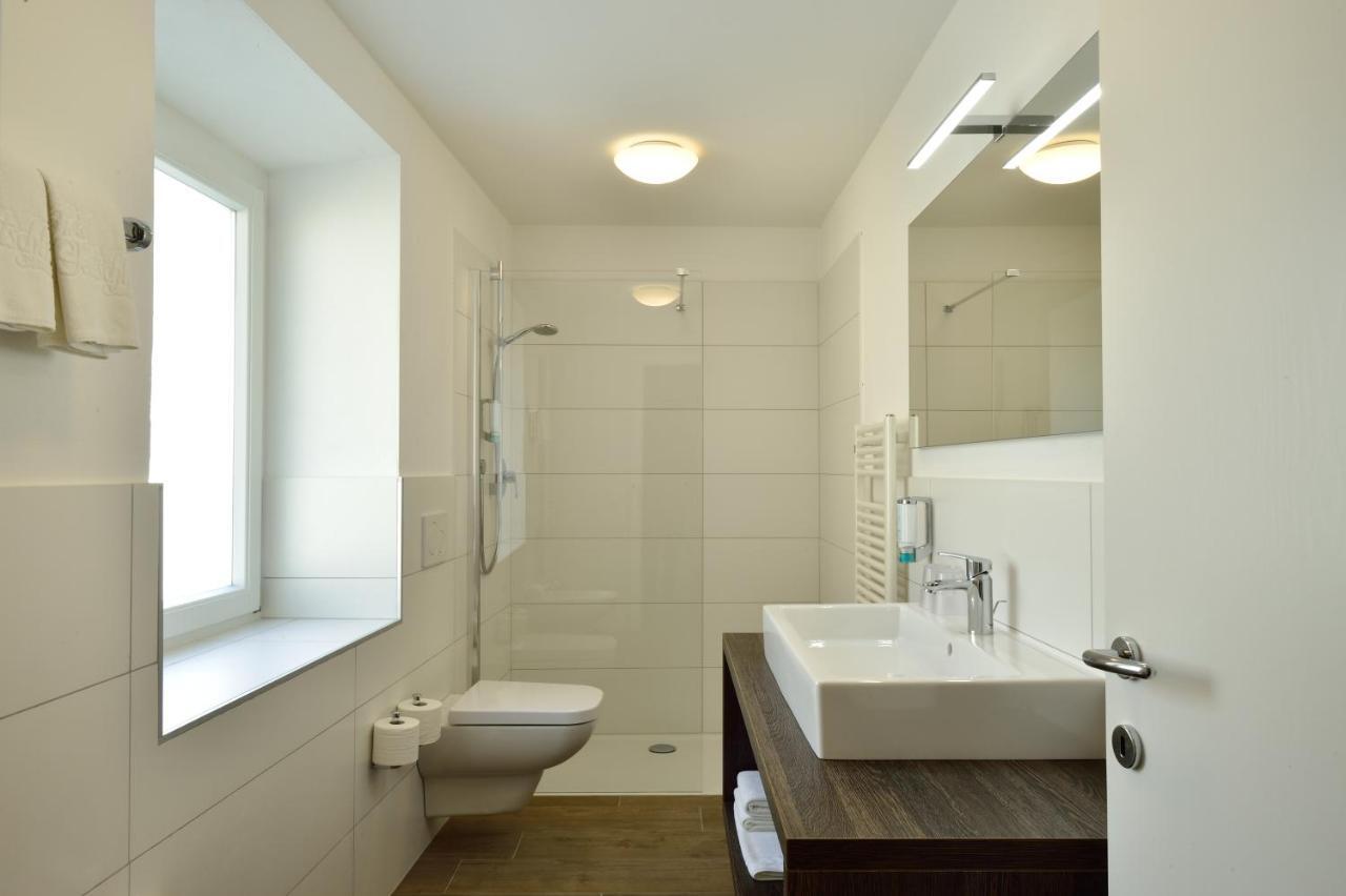 Superior Triple Room,925442710:JPEG