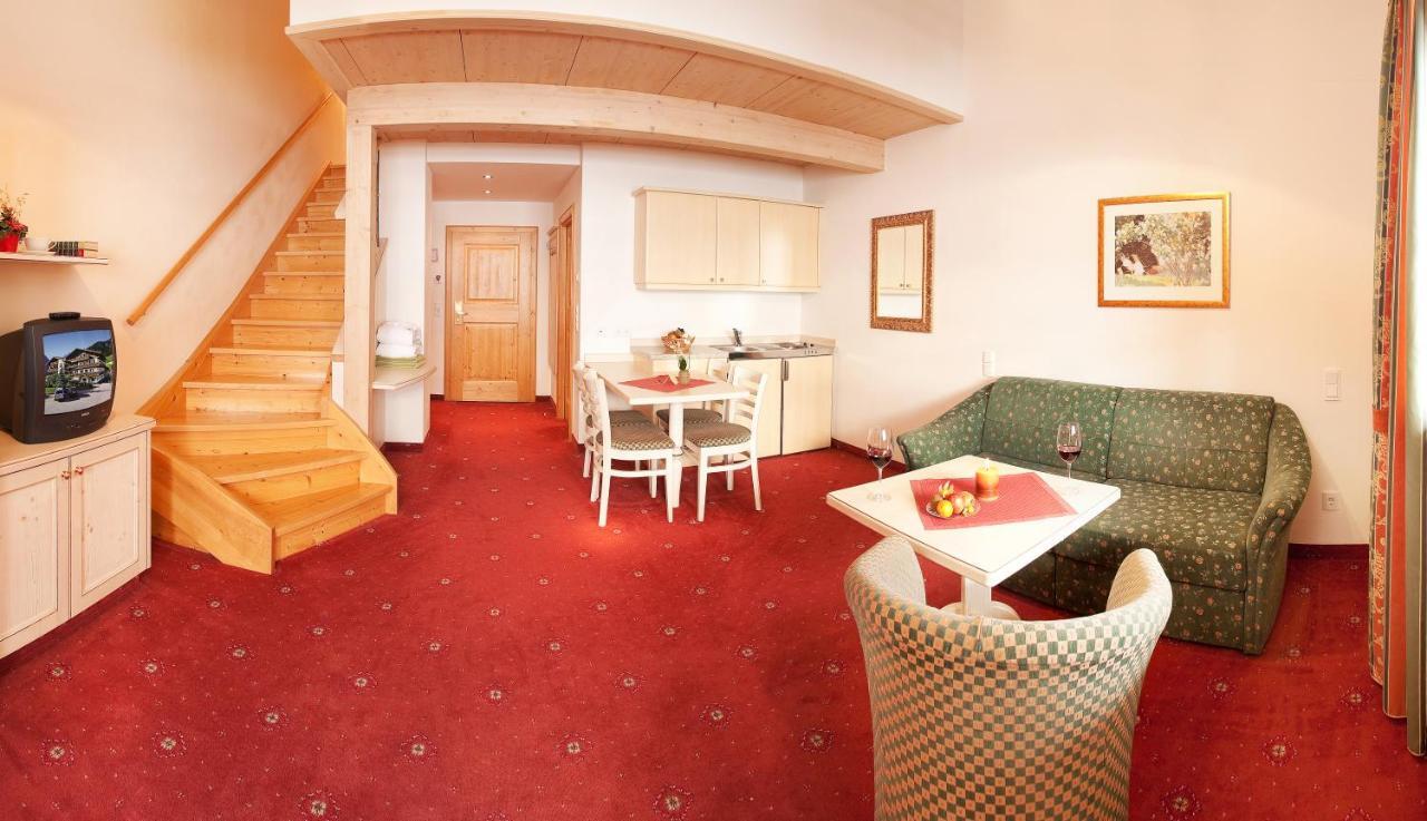 One-Bedroom Suite,1588075327:JPEG