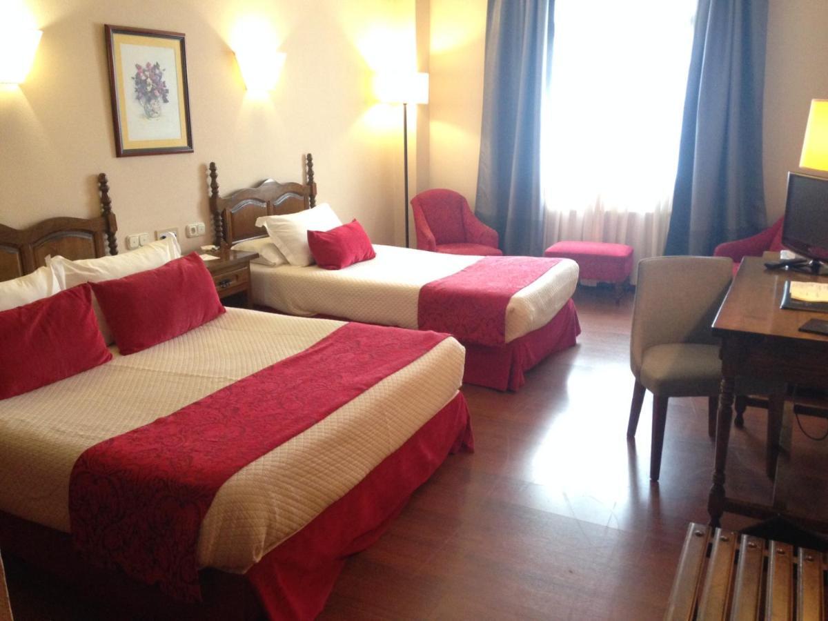 Habitación Doble con cama supletoria