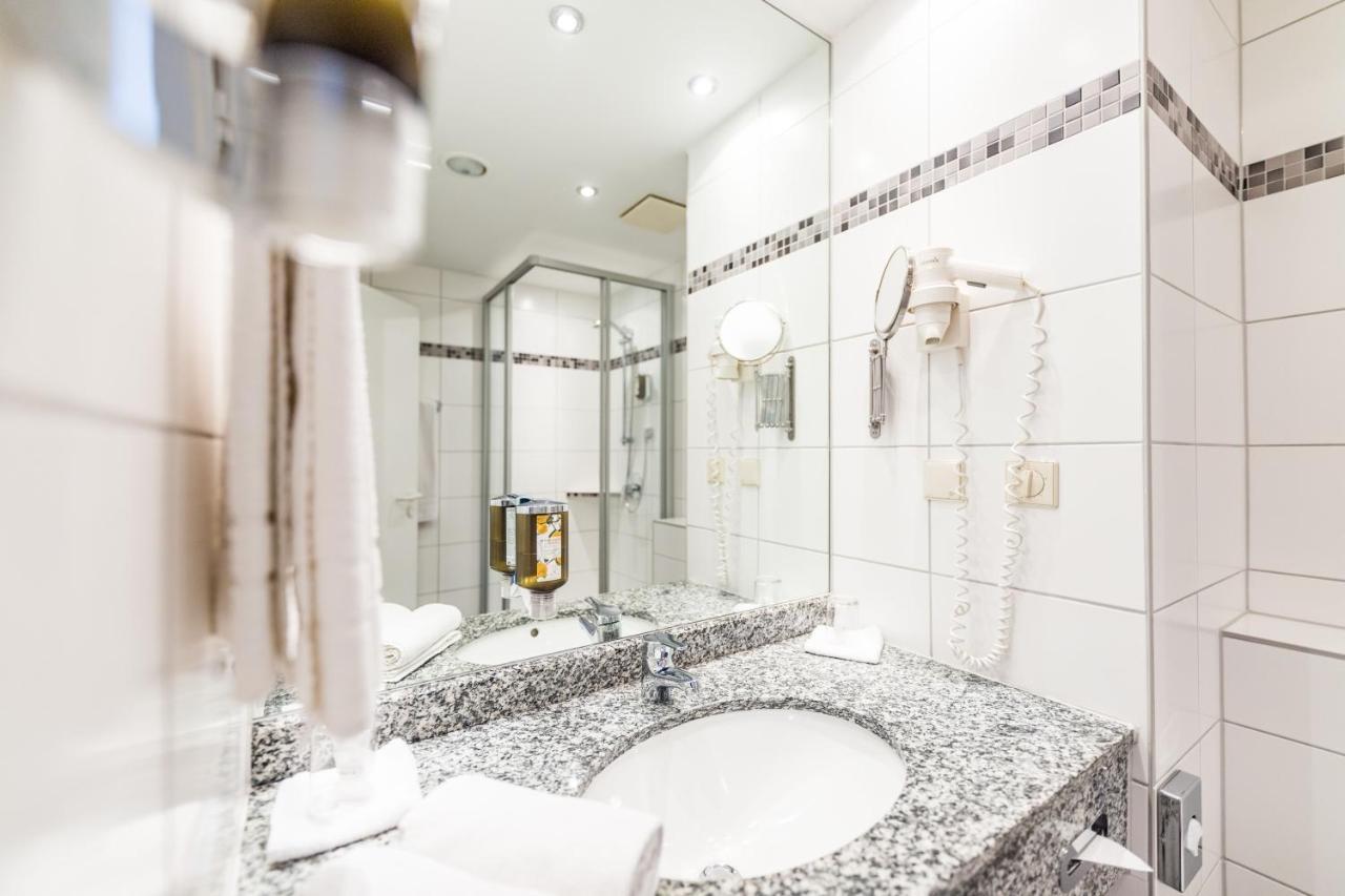 Comfort Double Room with Bathroom