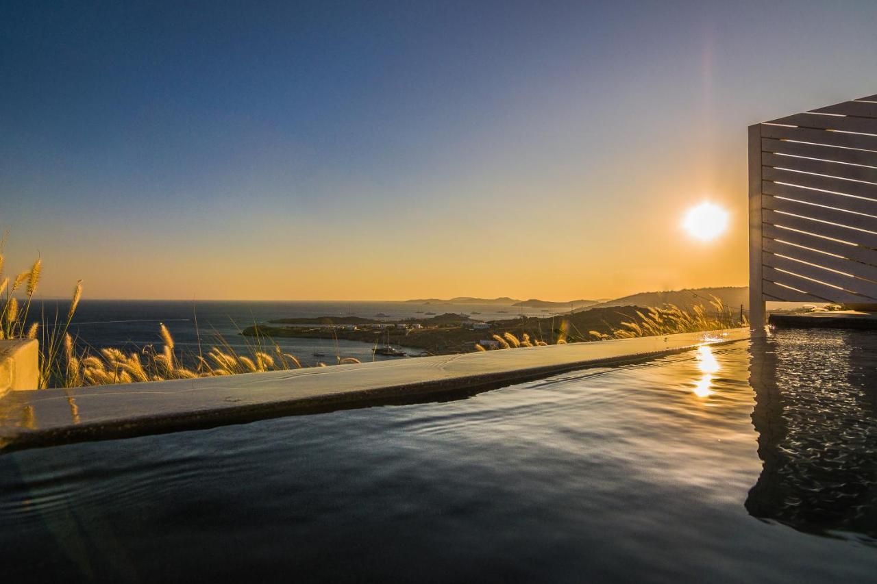 Deluxe Suite Private Pool Panoramic Sea View