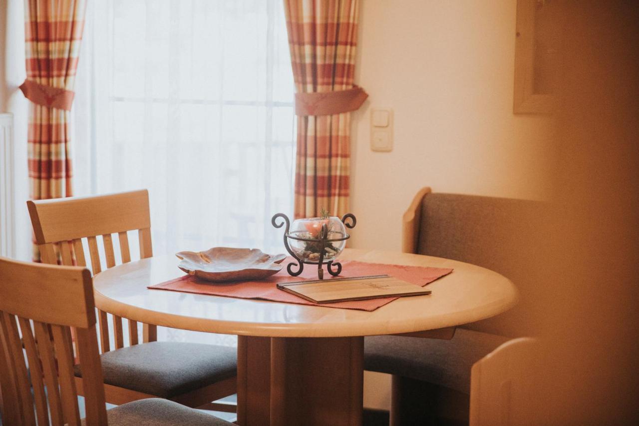Apartment mit 2 Schlafzimmern und Balkon