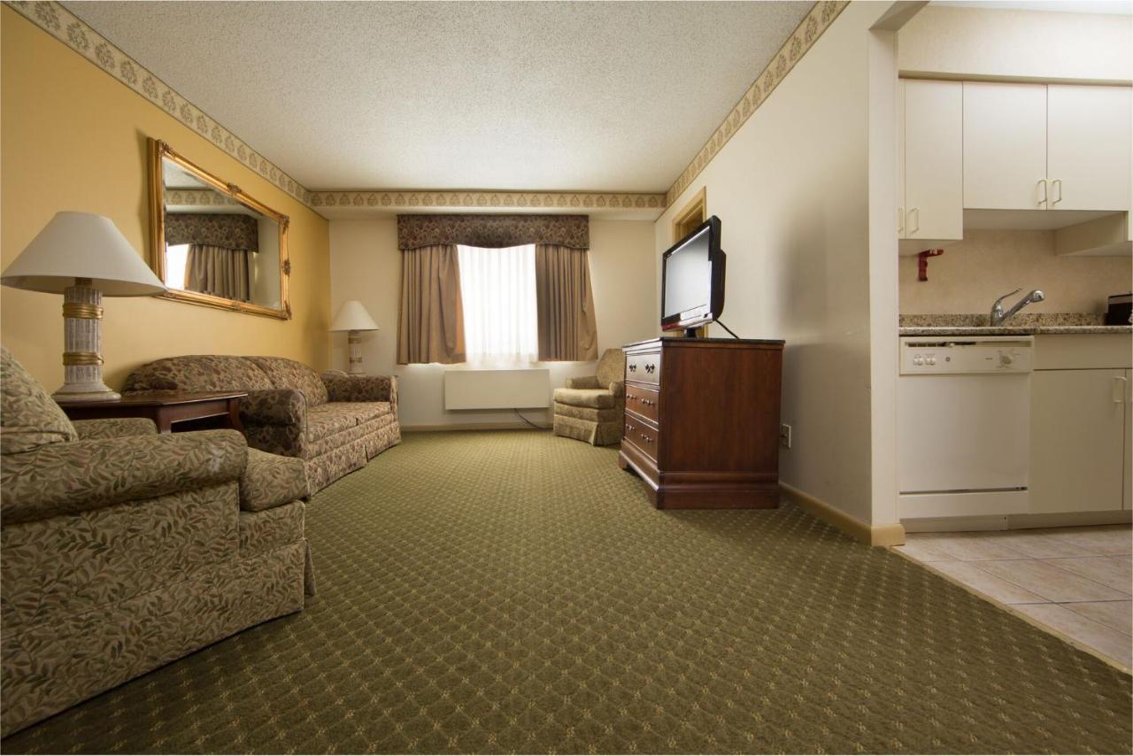 One-Bedroom Suite