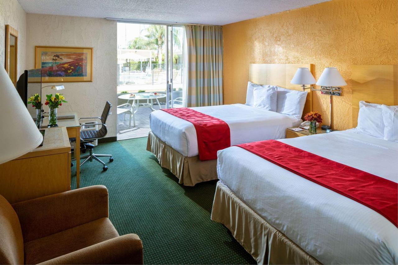 Queen Room Two Queen Beds Non-Smoking