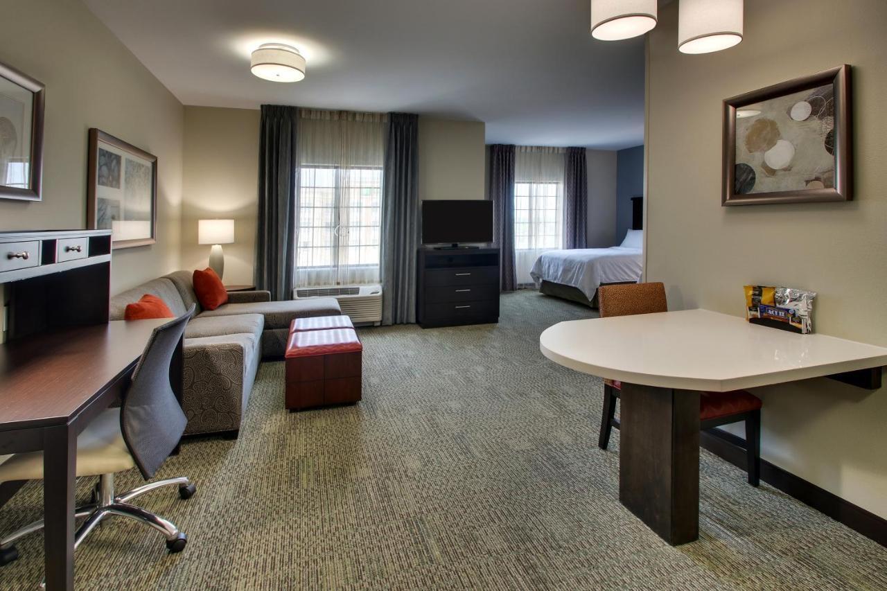 Queen Studio Suite with Two Queen Beds - Mobility Access Tub/Non-Smoking