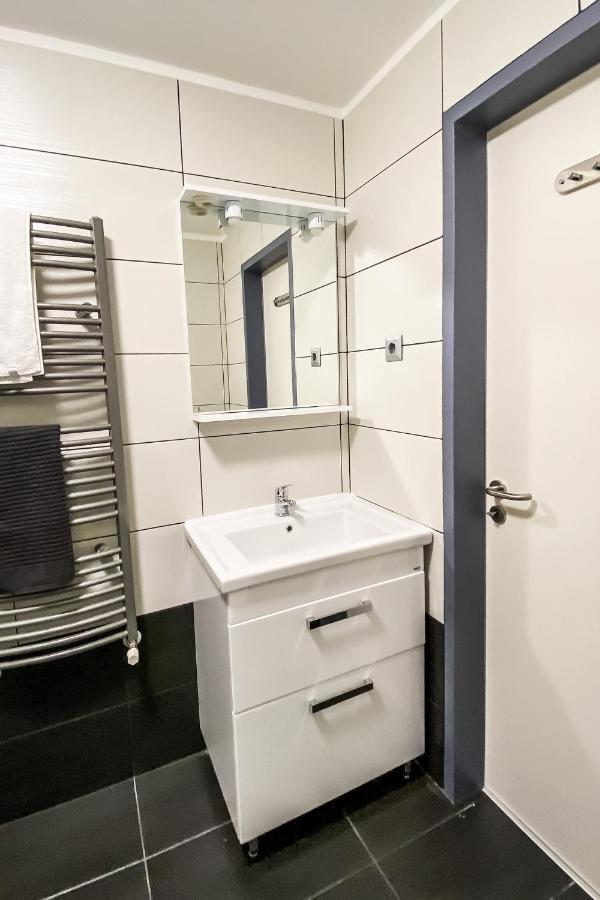 Double or Twin Room Private Bathroom