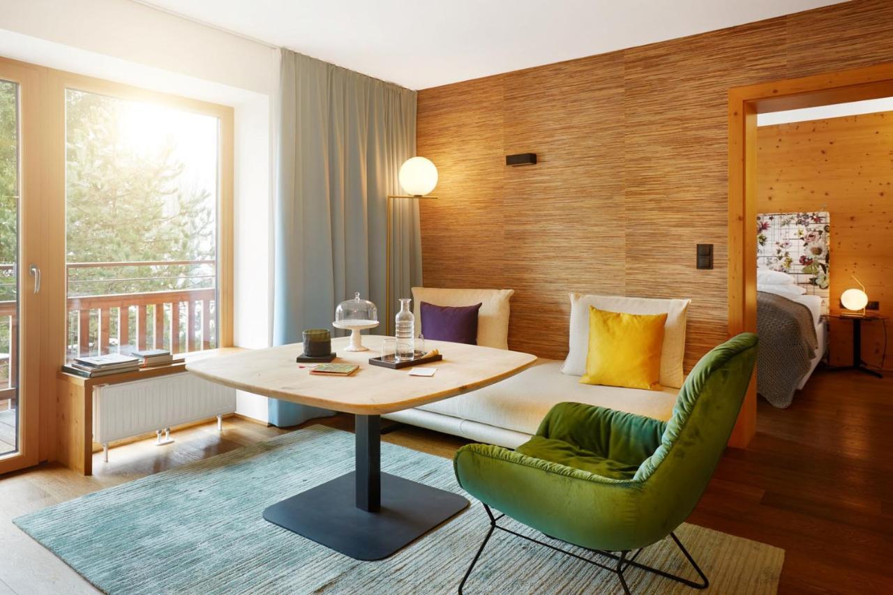 Deluxe One-Bedroom Suite