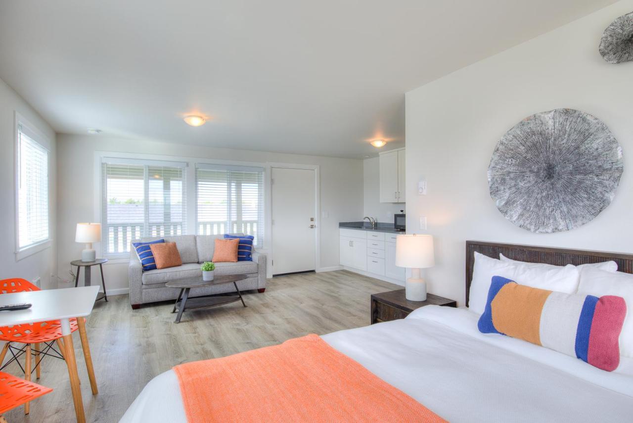 Two Queen Suite Kitchenette