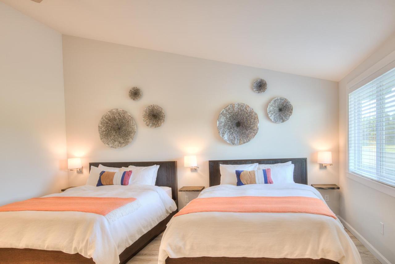 Queen Suite Two Queen Beds