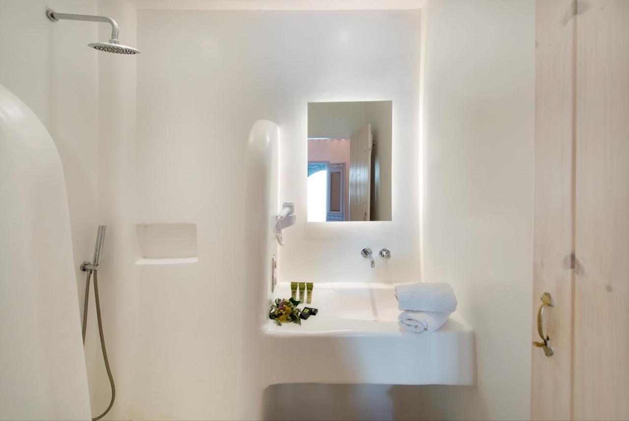 Basic Double or Twin Room Pool View