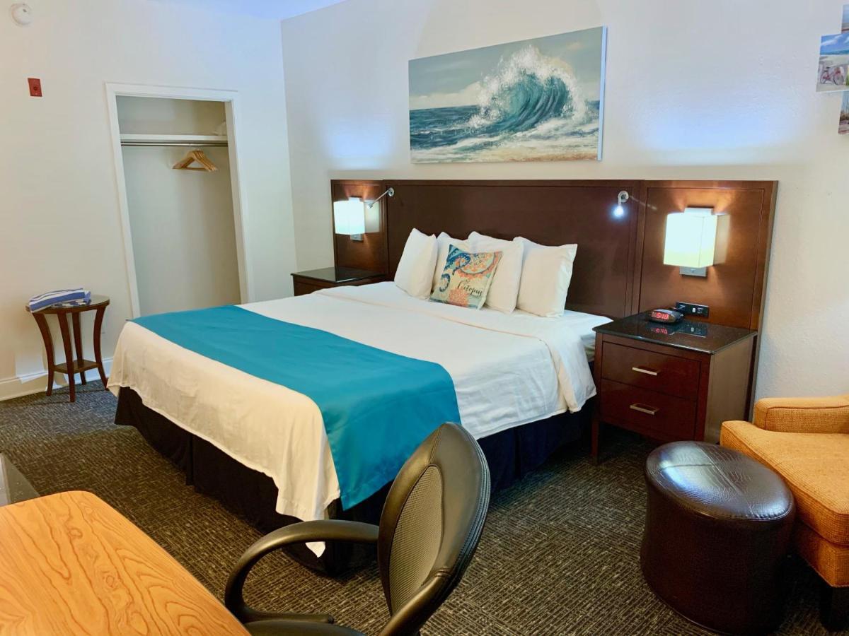 Deluxe King Room Ground Floor