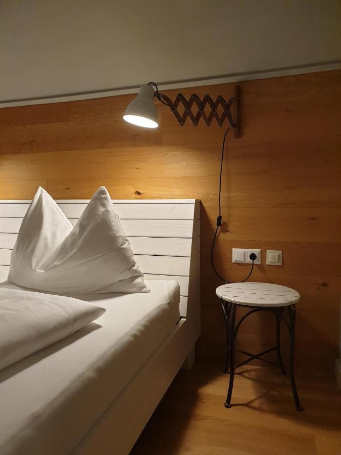 Deluxe Room,951512707:JPEG