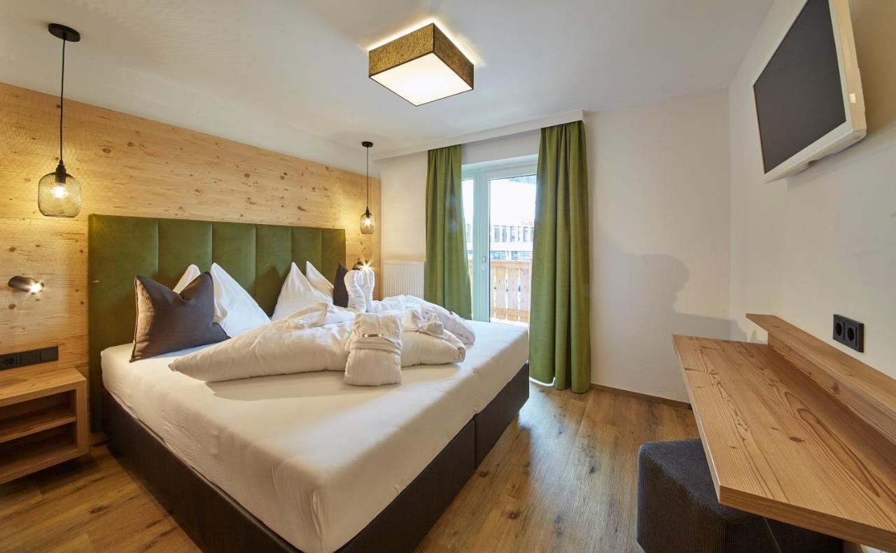 Two-Bedroom Suite,957390388:JPEG