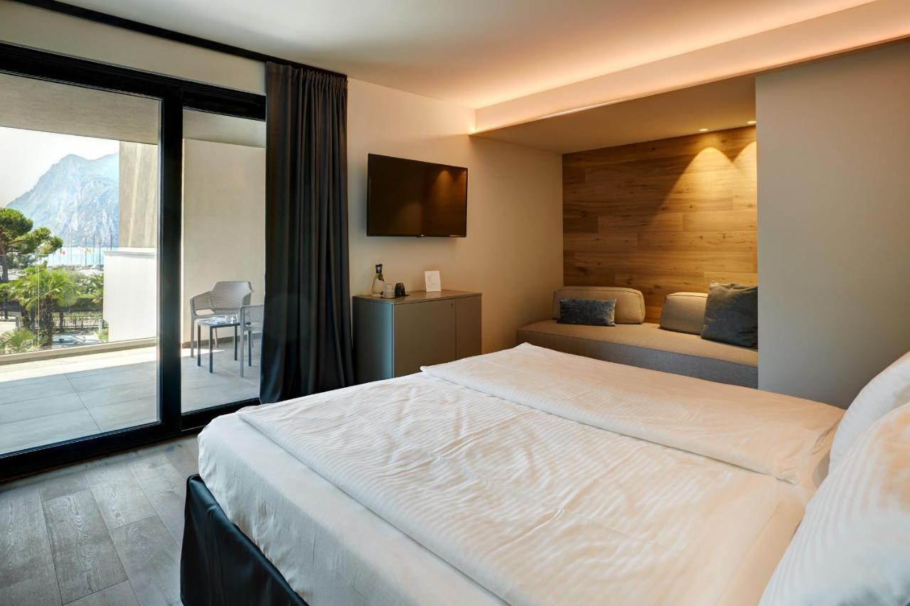 Junior Suite Balcony Lake View