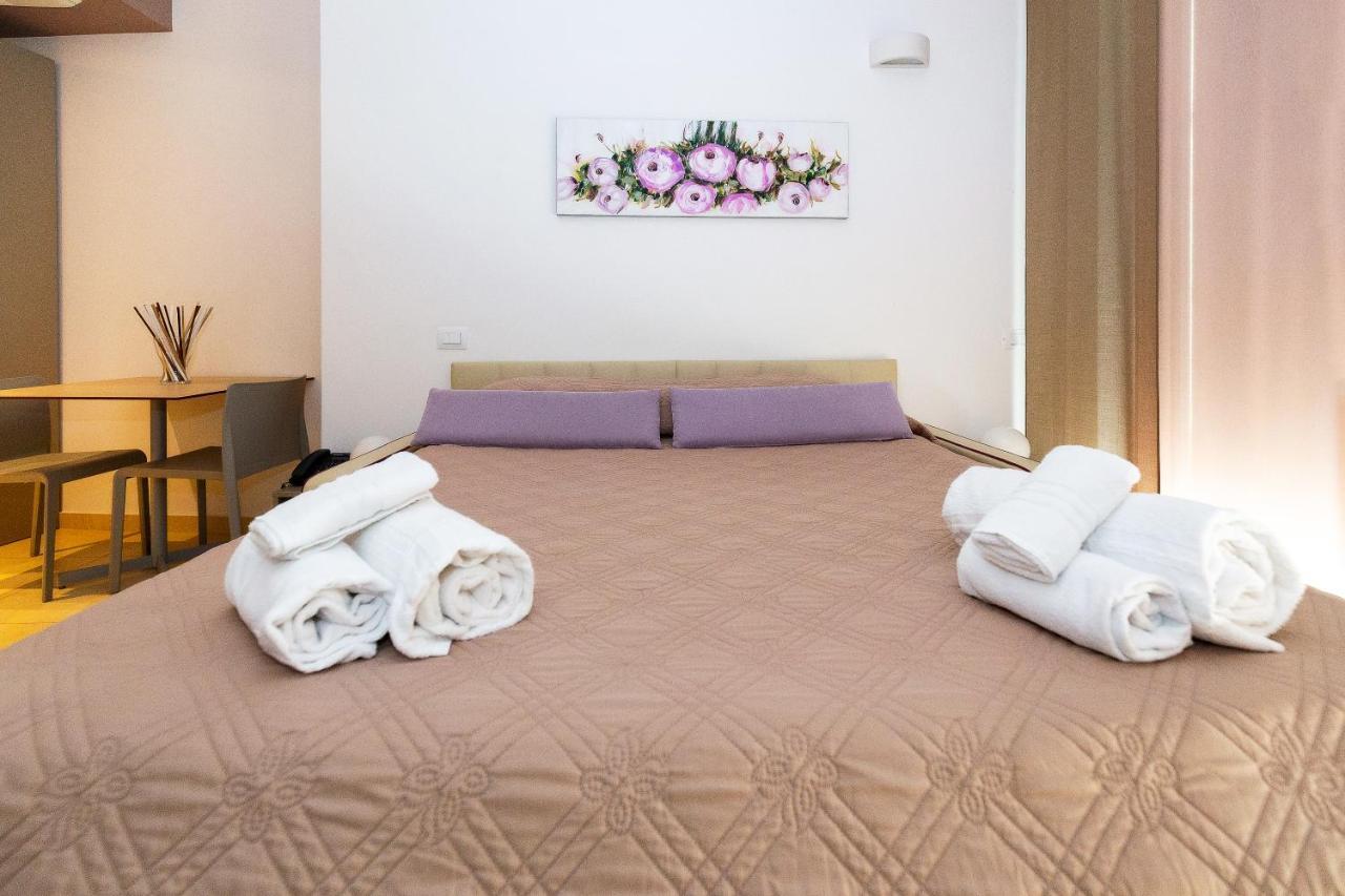 Classic Double Room,958128445:JPEG