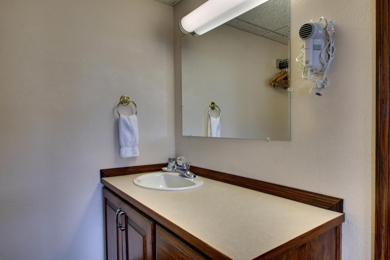Executive King Suite