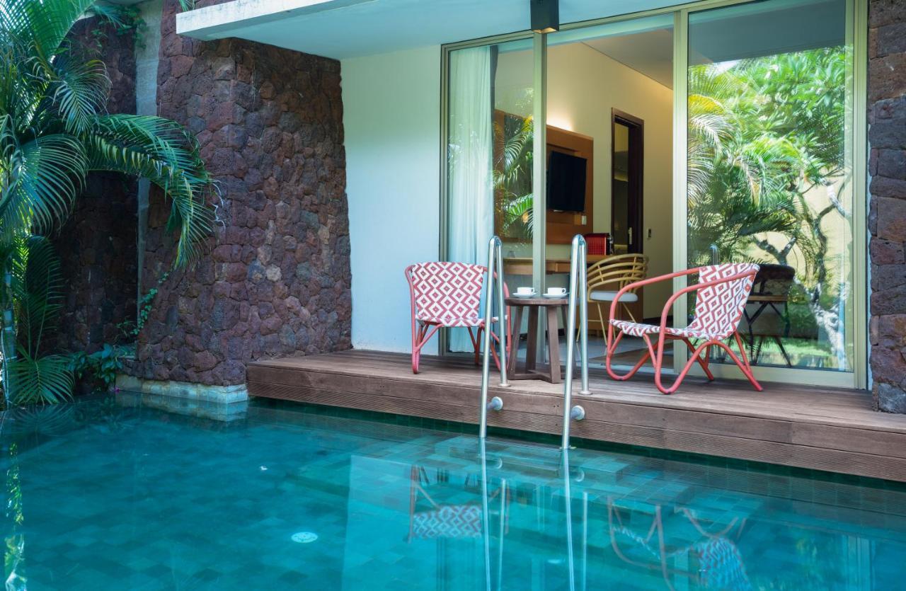 Deluxe Double or Twin Room Pool Access