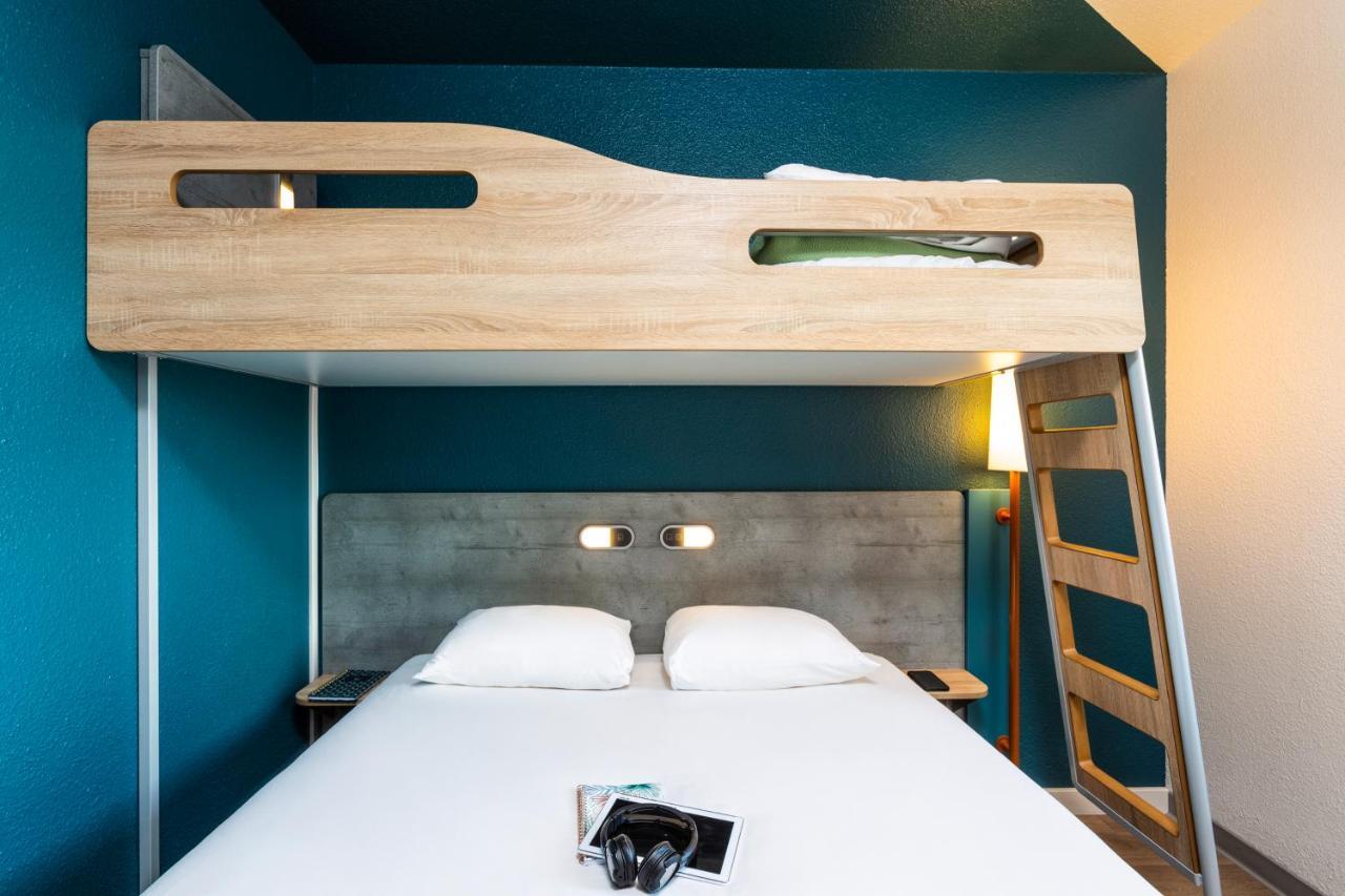 Triple Room One Double Bed One Bunk Bed