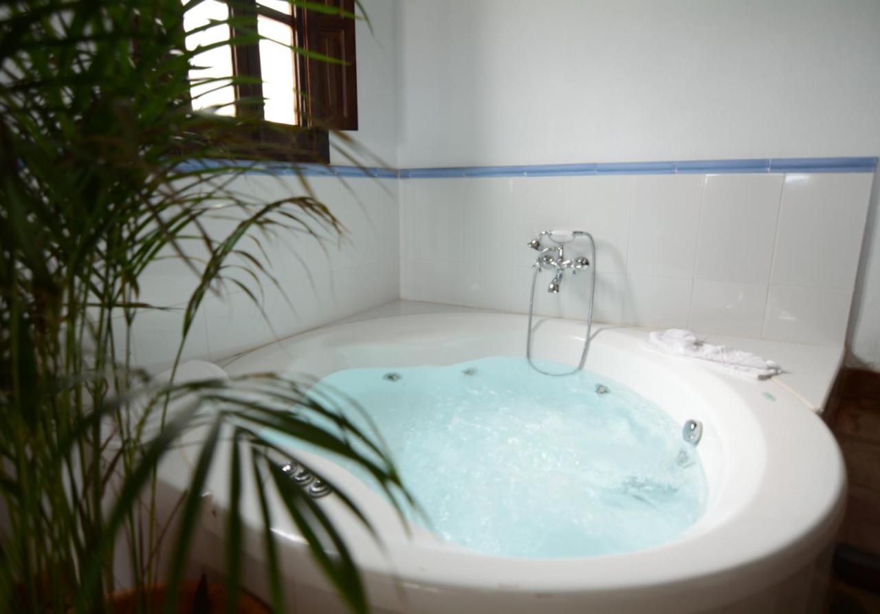Deluxe Bungalow with Jacuzzi