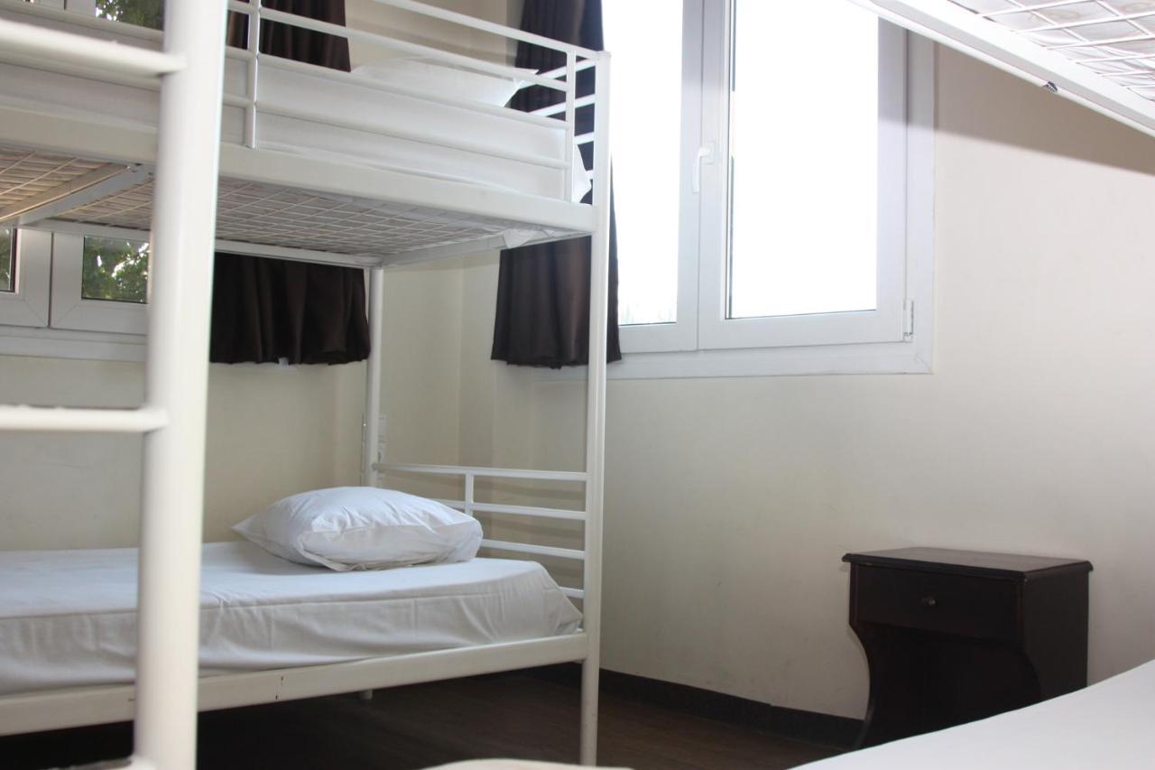 Bed 8-Bed Mixed Dormitory Room