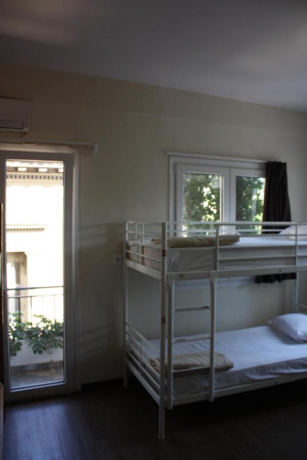 Bed 6-Bed Female Dormitory Room