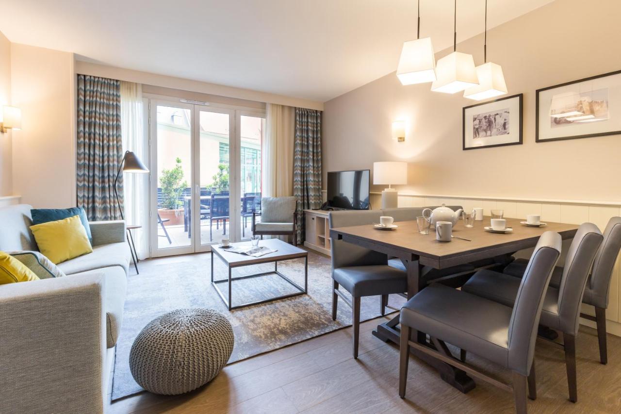 Two-Bedroom Apartment with Terrace or Balcony (6 People) - Capitanierie Buildings