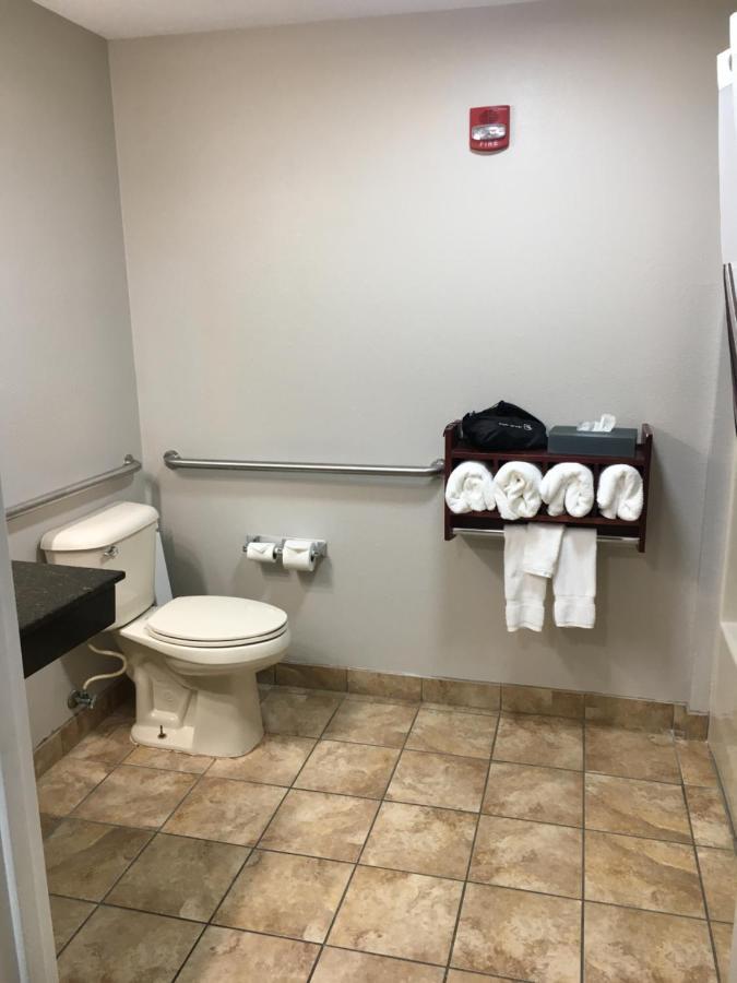 King Room - Mobility Access/Non-Smoking