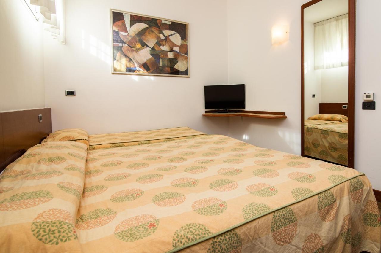Classic Triple Room,973629247:JPEG