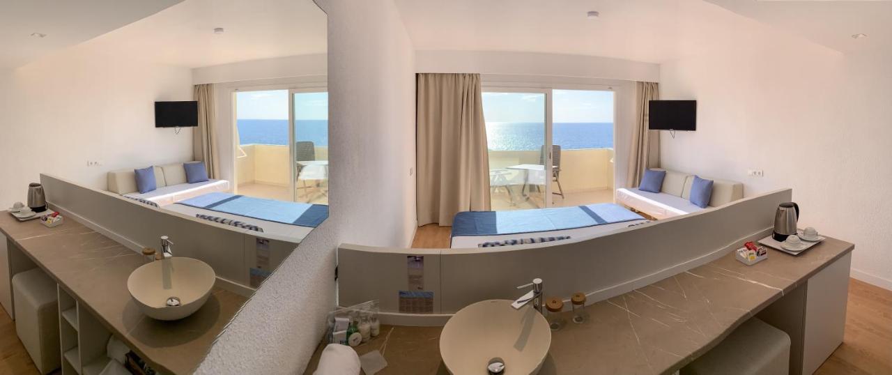 Quarto Duplo Superior com Vista Mar