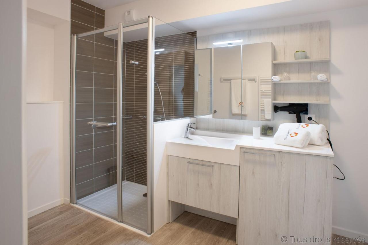 One-Bedroom Apartment,971372389:JPEG