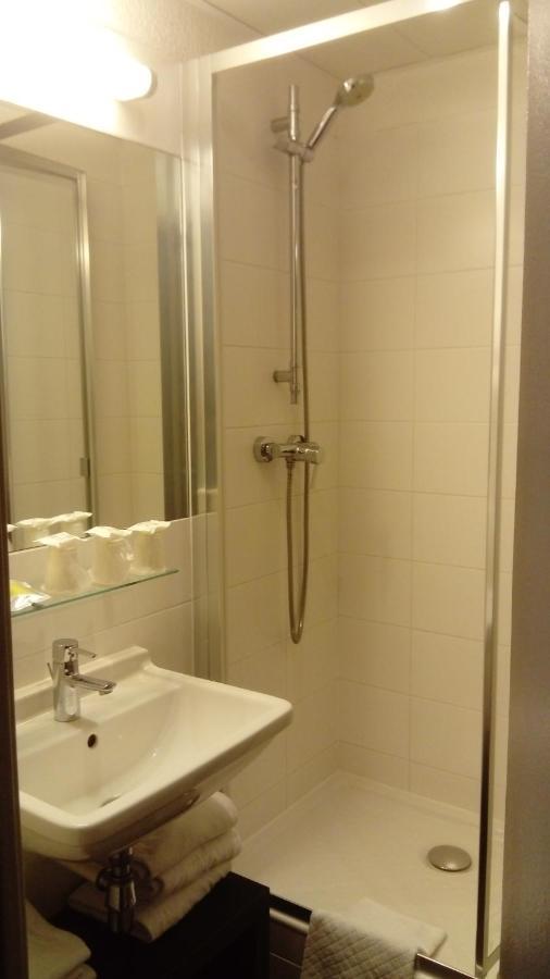 Triple Room,972197641:JPEG