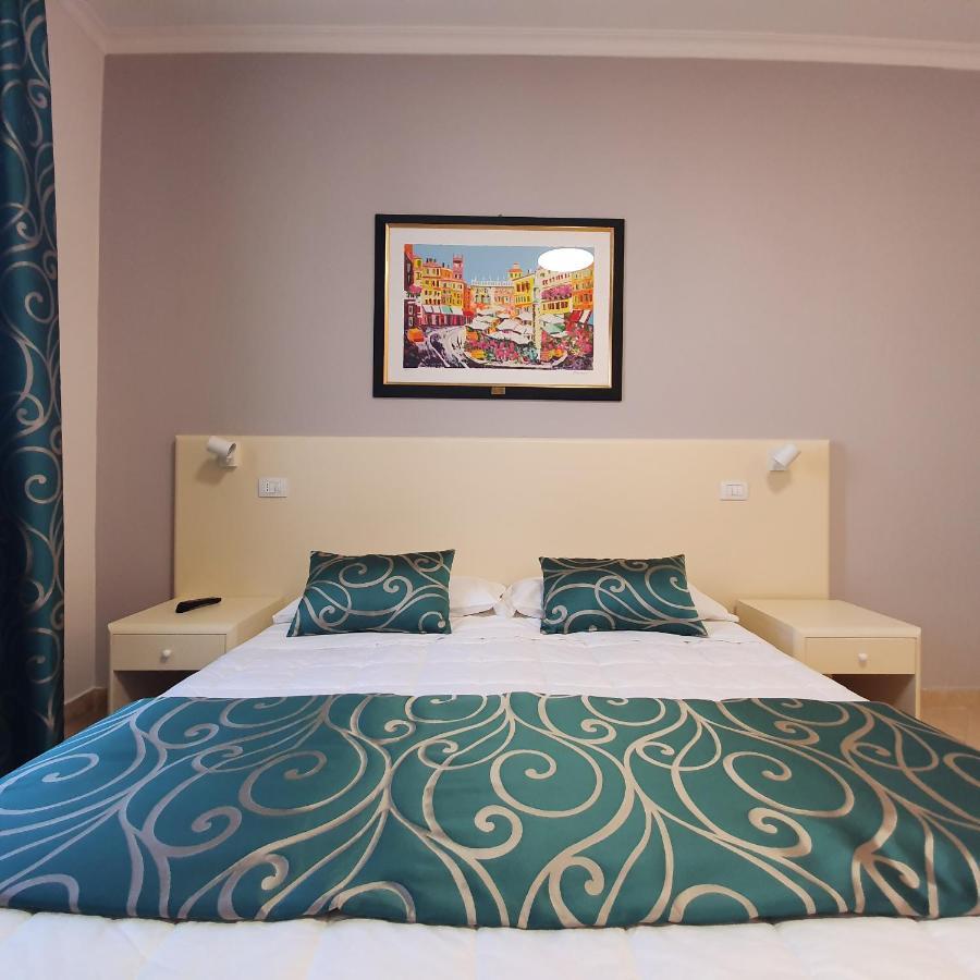 Superior Double or Twin Room,974151118:JPEG